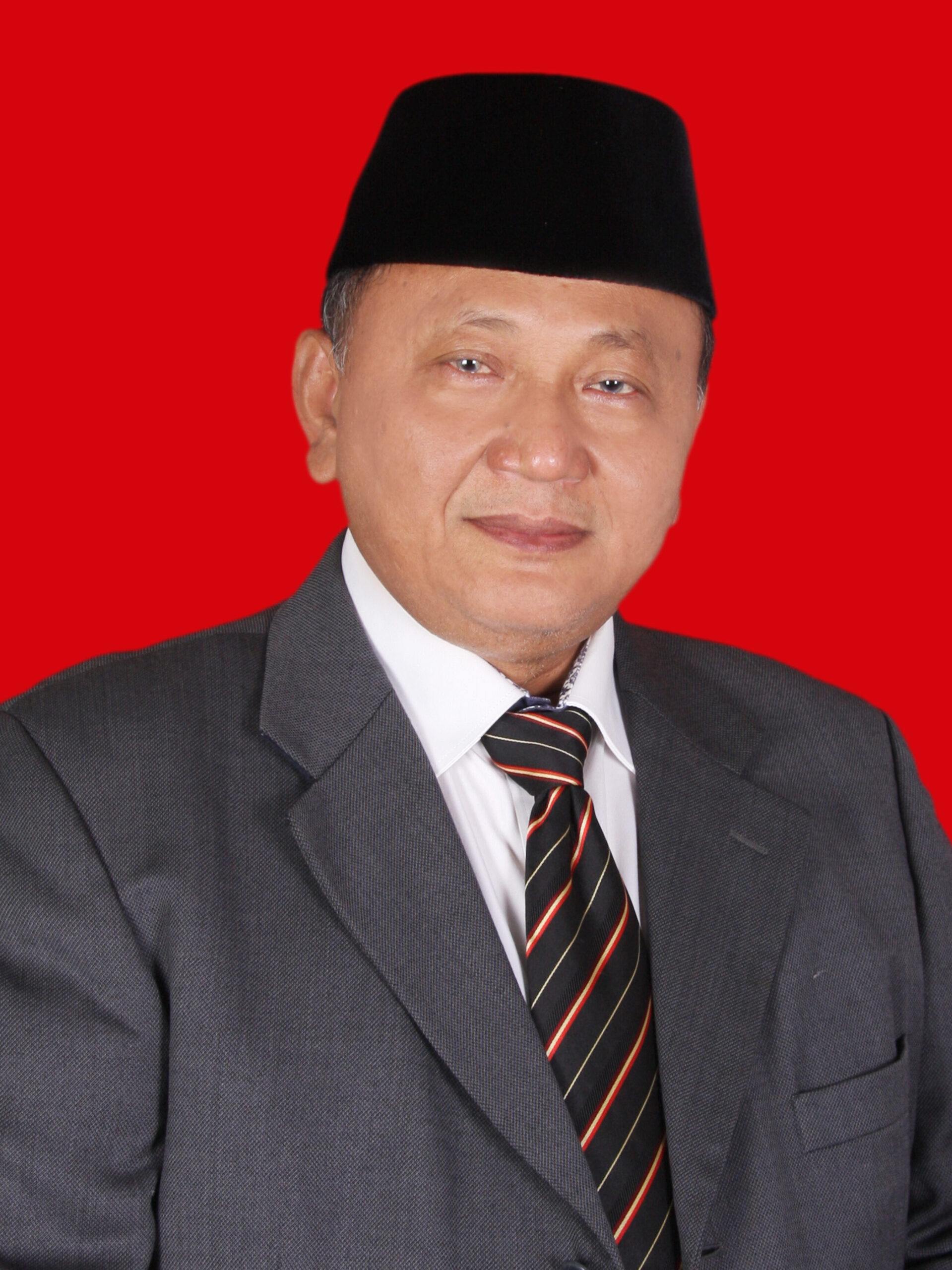 Foto Dr. HENDRI TUMBUR SIMAMORA, SE., M.Si - Jumat 04-Juli-2025 - 04.00.jpg